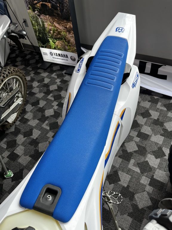 2023 Husqvarna® FX 350 Heritage - Image 8