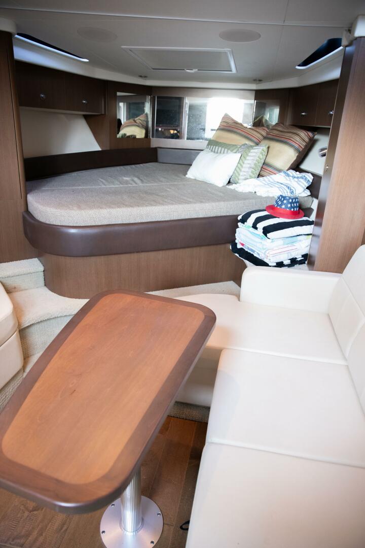2016 Sea Ray Sundancer 350 - Image 99
