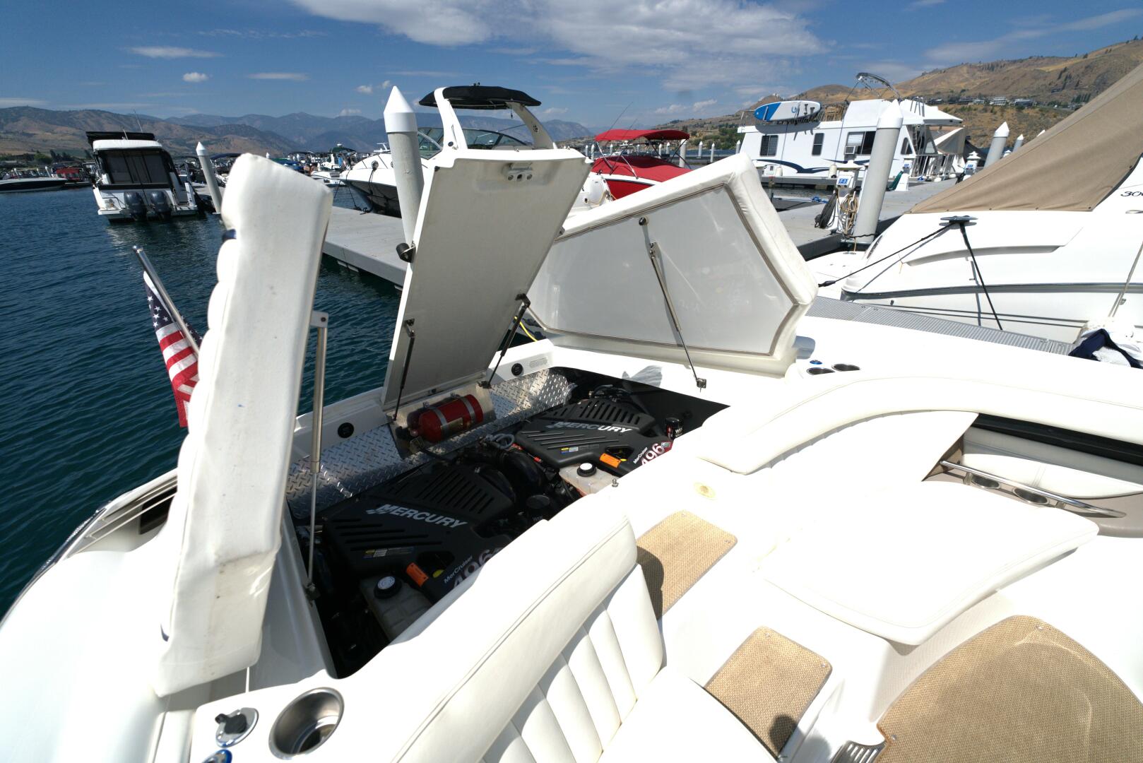2005 Cobalt 343 - Image 83