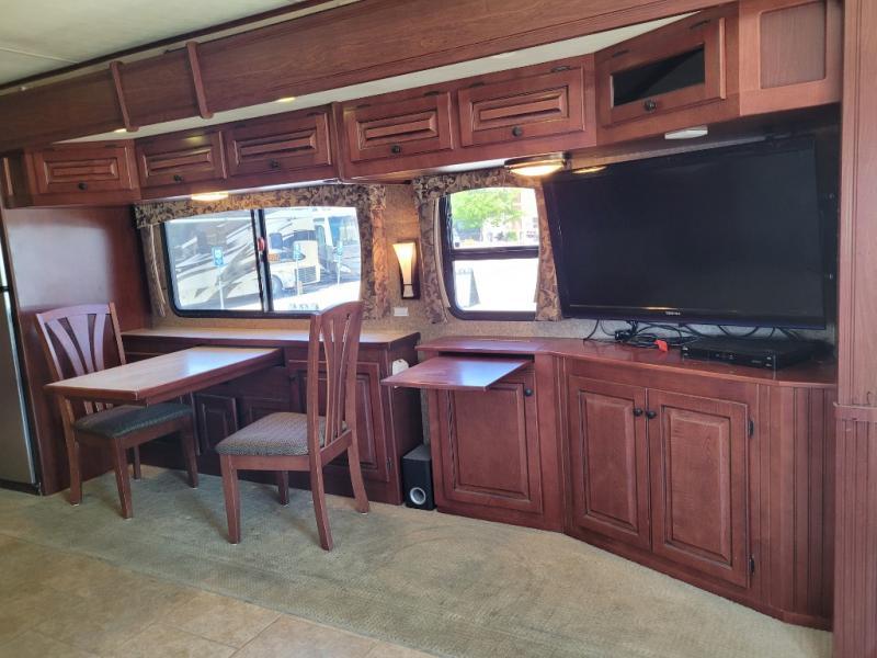 2013 Forest River Berkshire 390FL - Image 10