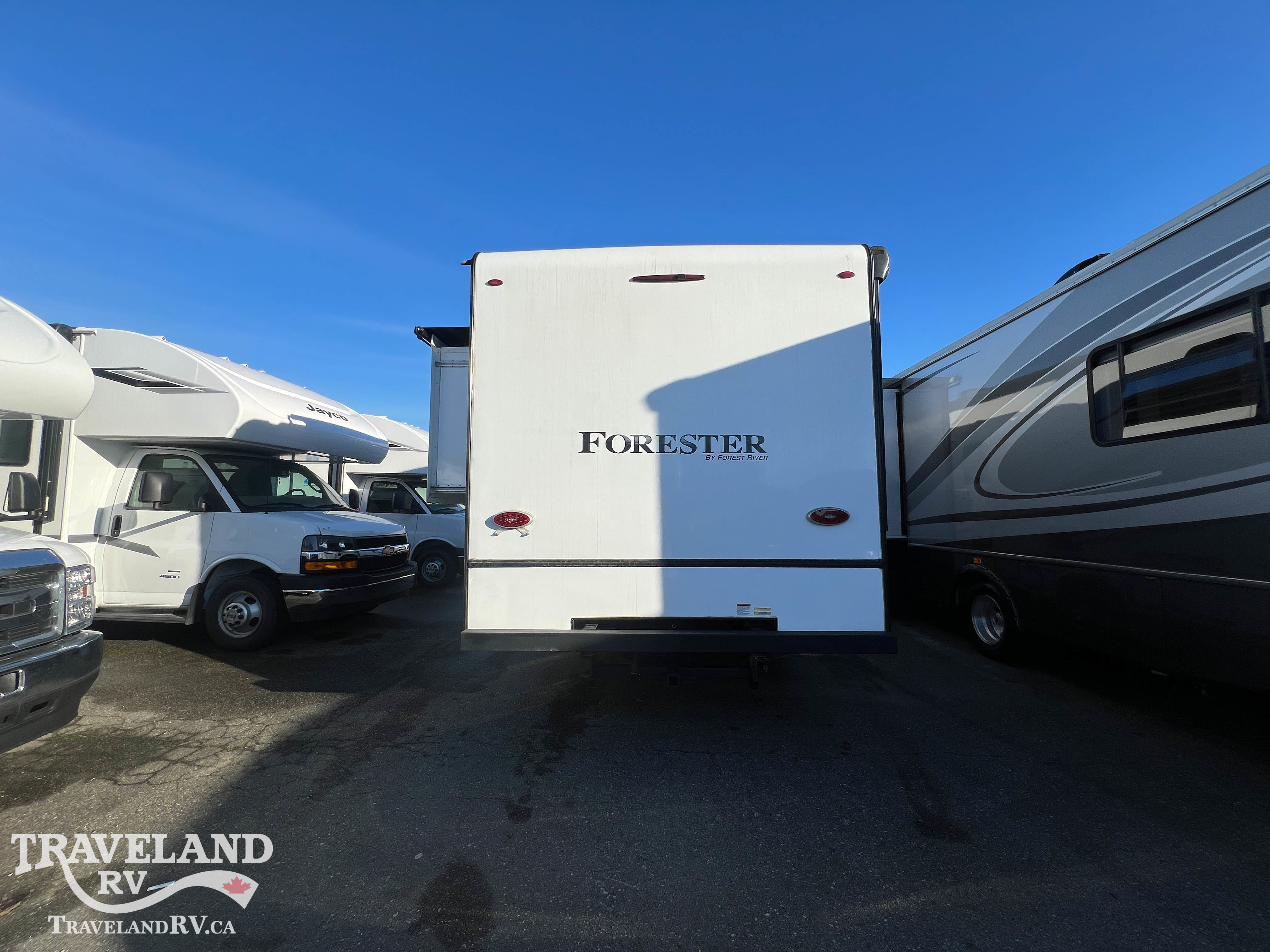 2023 FOREST RIVER FORESTER 2441CD - Image 6