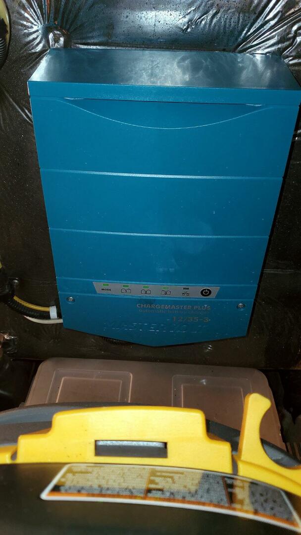2004 Meridian 408 - Image 49