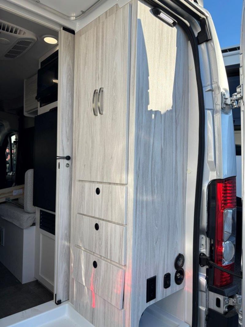 2026 Entegra Coach Arc 18C - Image 7