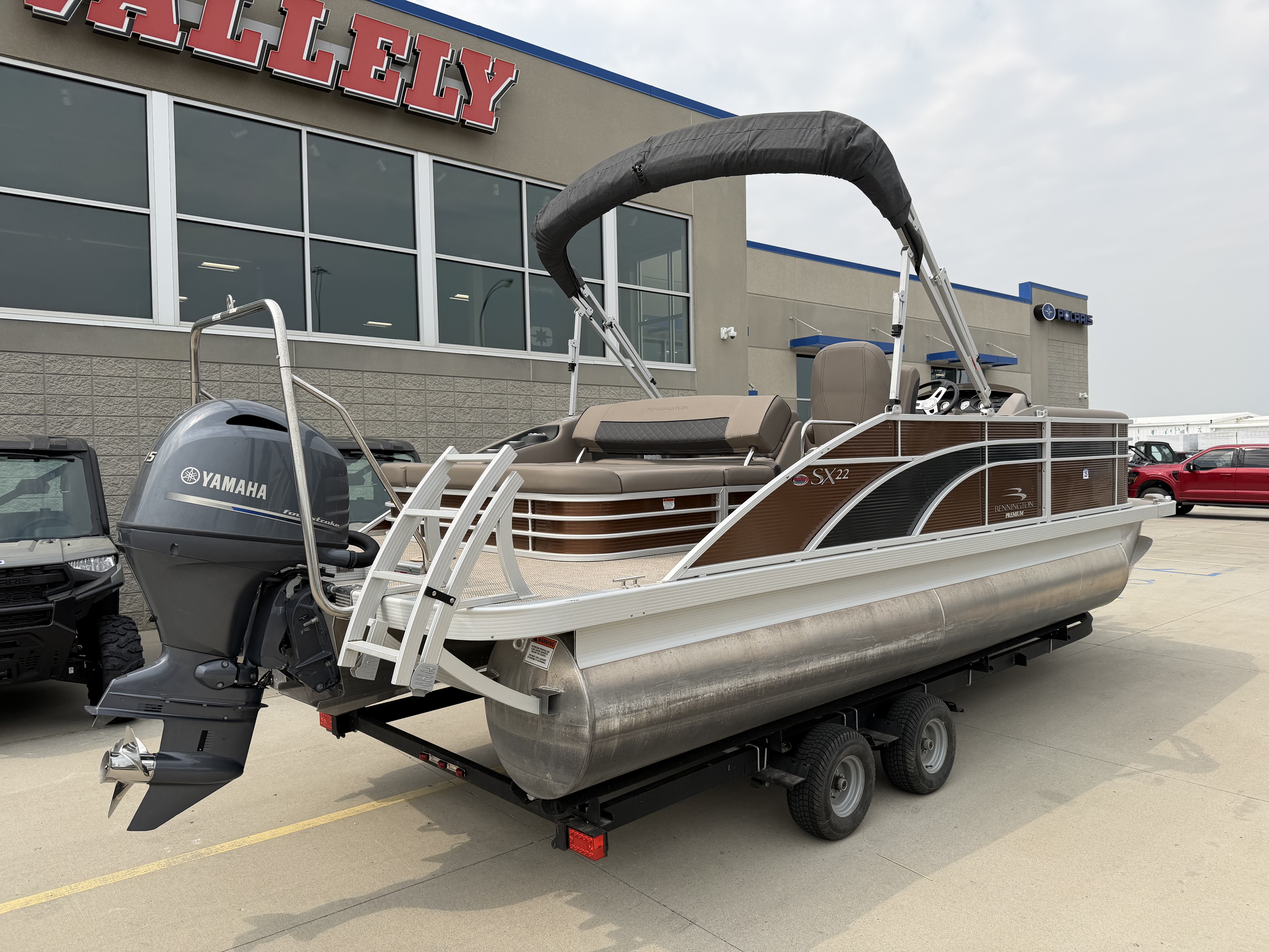 2020 BENNINGTON 22SX SWING BACK PREMIUM - Image 2