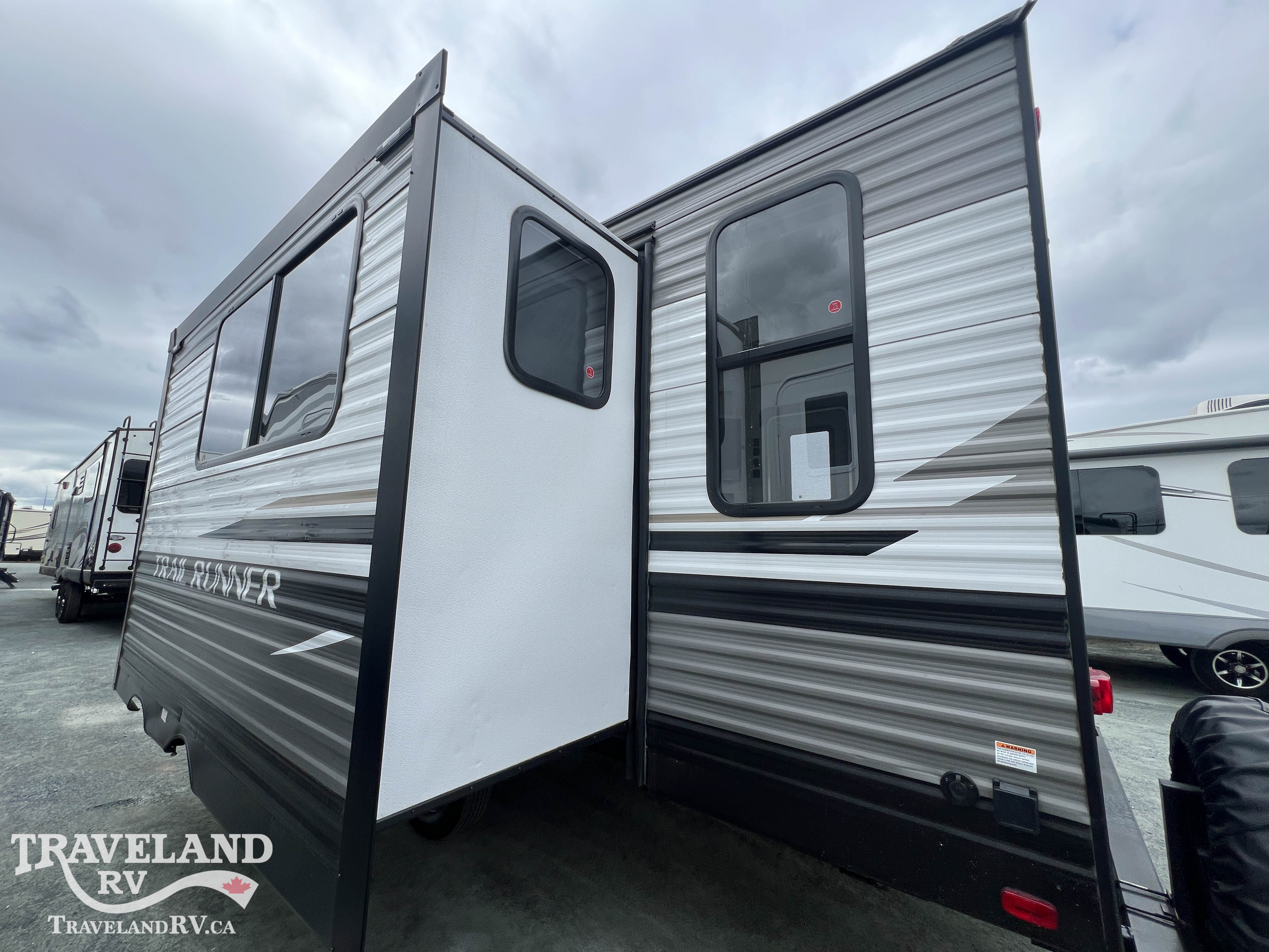 2022 Heartland Trail Runner TR 255 RL - Image 6