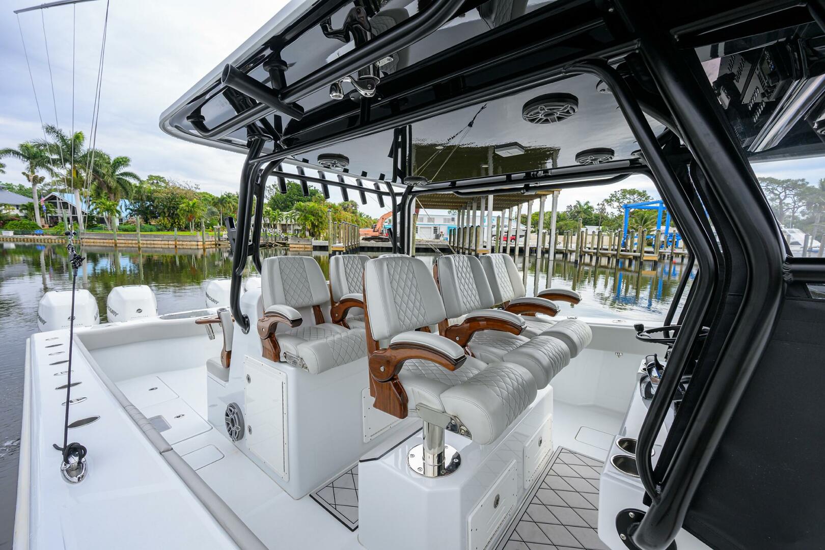 2020 VIKING VIKING 61 Convertible Base - Image 52