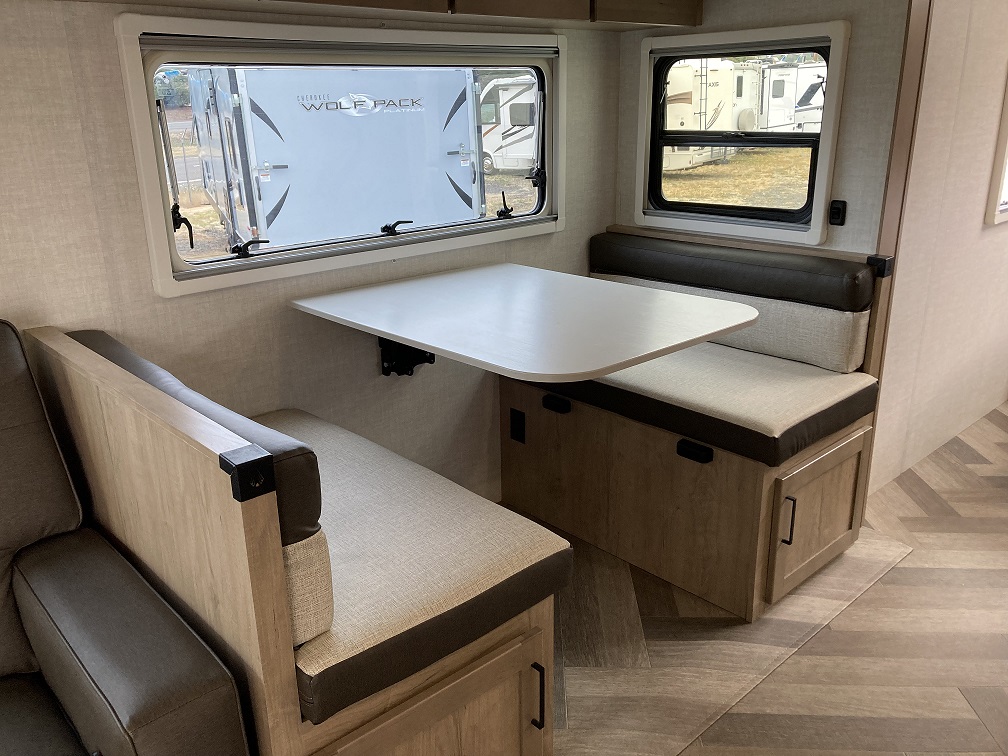 2023 Ember RV Touring Edition 26RB - Image 8
