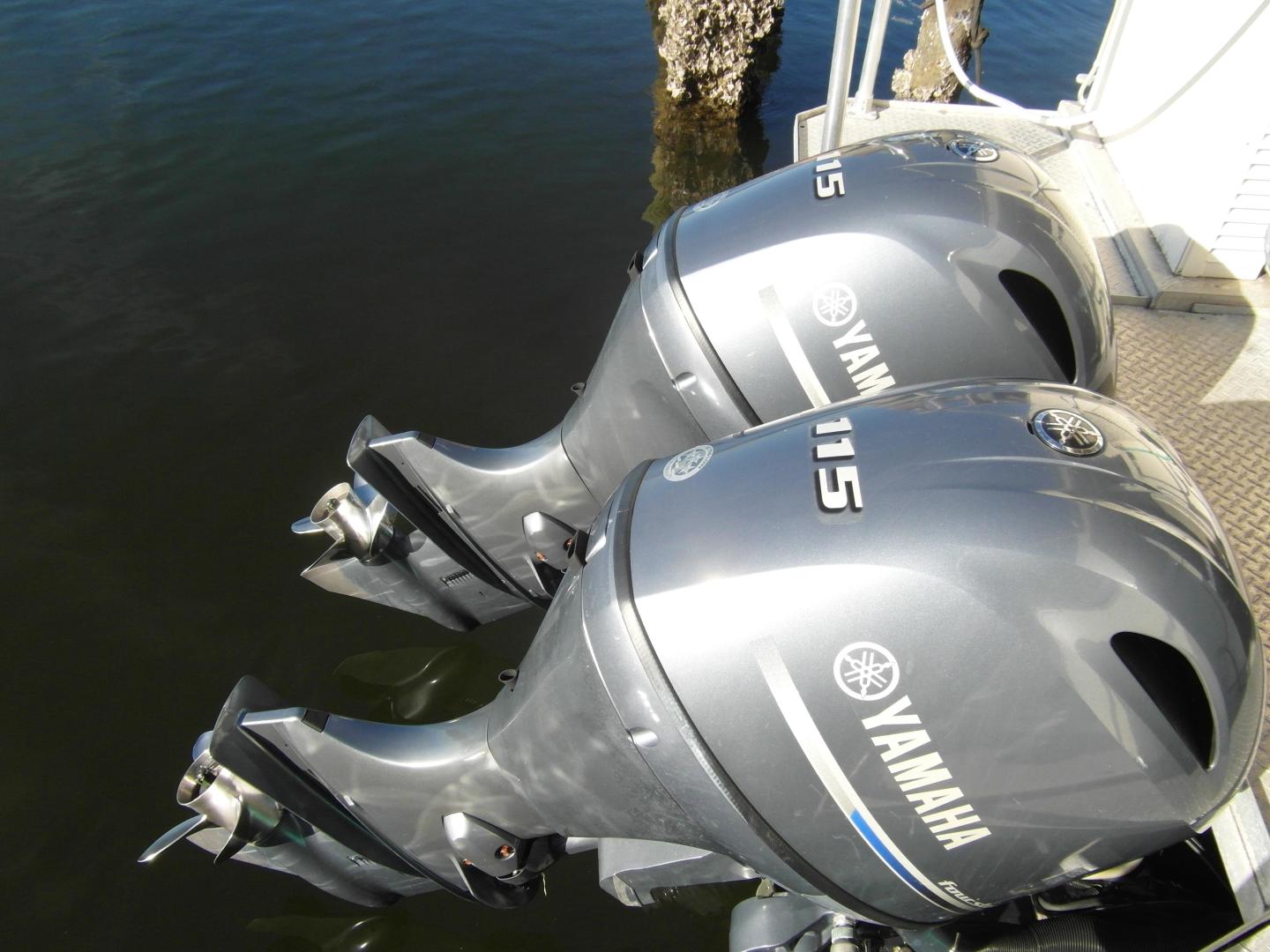 2006 Trident 44 Passenger Tour Boat - Image 22