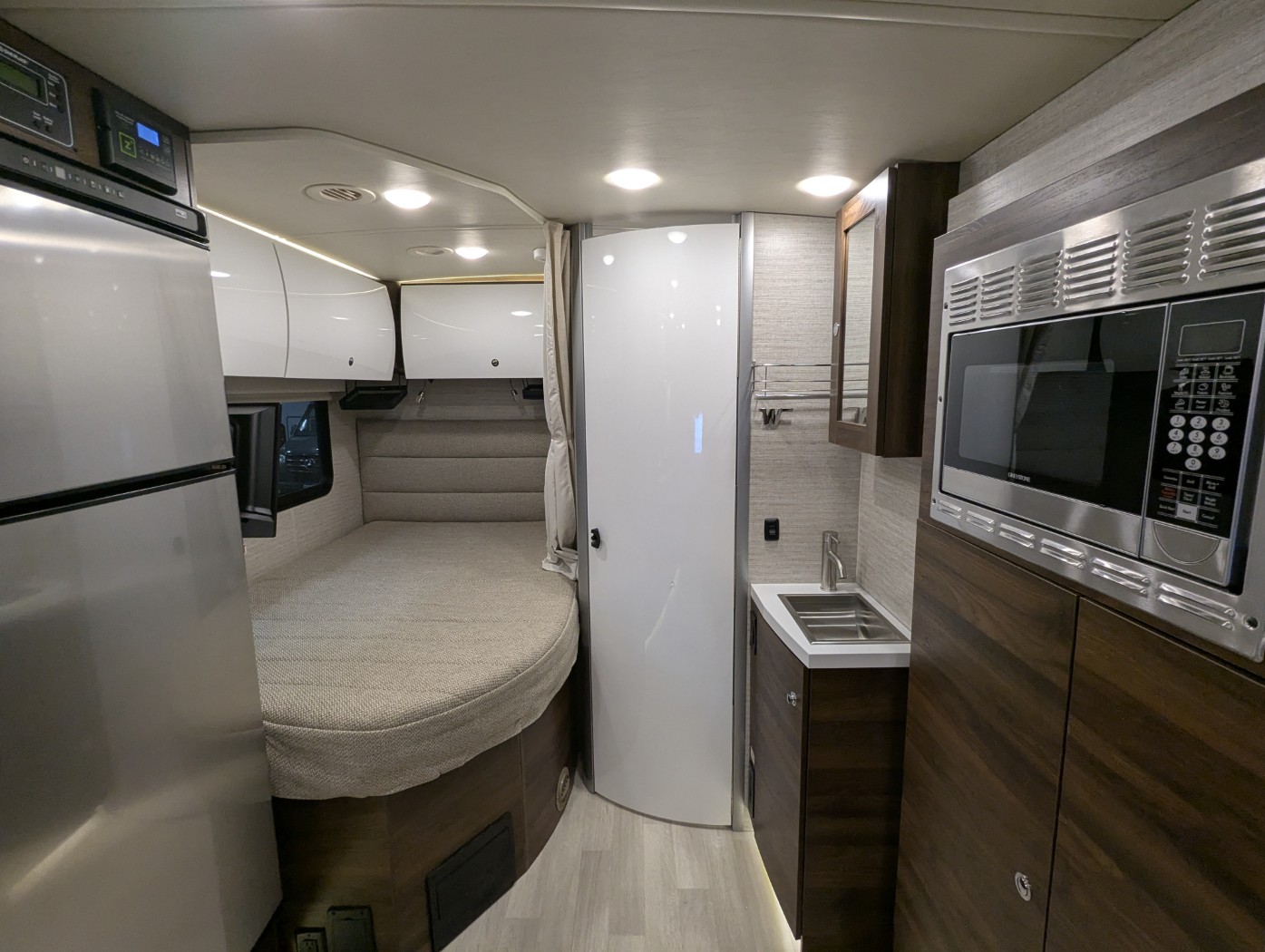 2023 Winnebago View 24J - Image 25