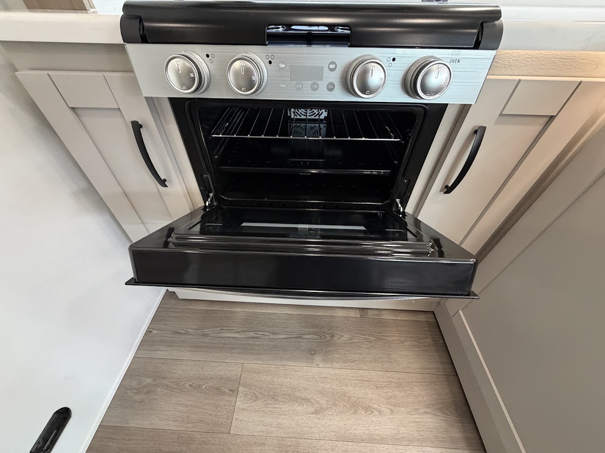 2027 JAYCO GREYHAWK XL 32U - Image 32