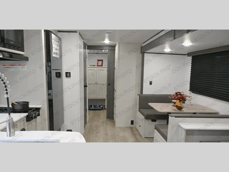 2026 COACHMEN SPIRIT 526RBS - Image 2