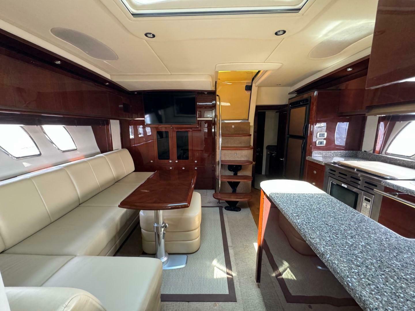 2008 Sea Ray 48 Sundancer - Image 20