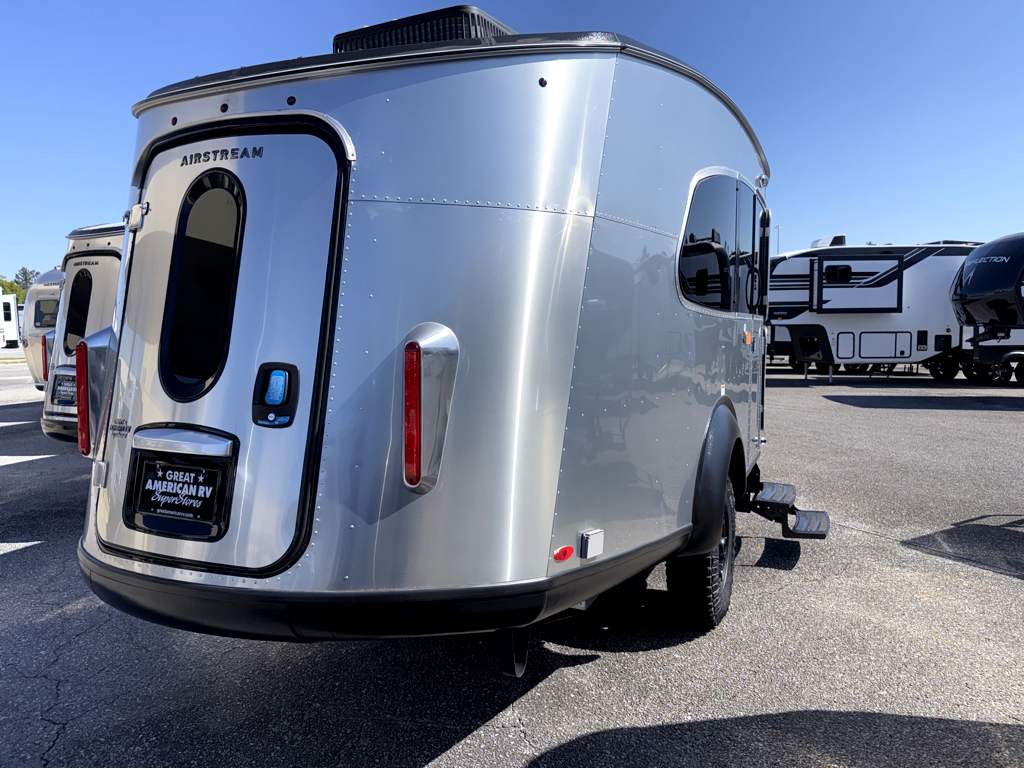 2026 AIRSTREAM Basecamp 20X - Image 4