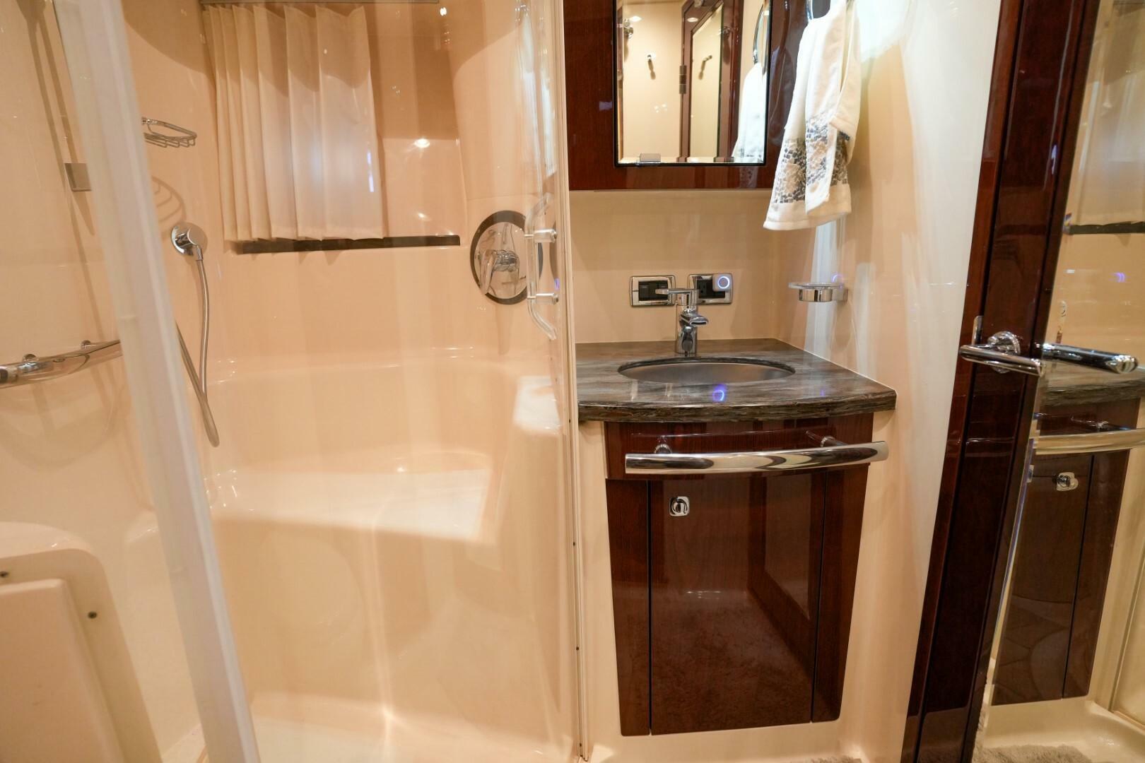 2013 Sea Ray 610 Sundancer - Image 41