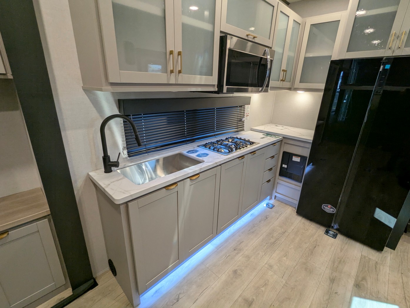 2027 Forest River Stealth 3300 - Image 36