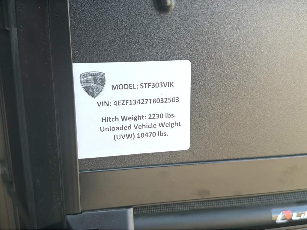 2027 VENTURE RV SPORTTREK 303VIK - Image 35