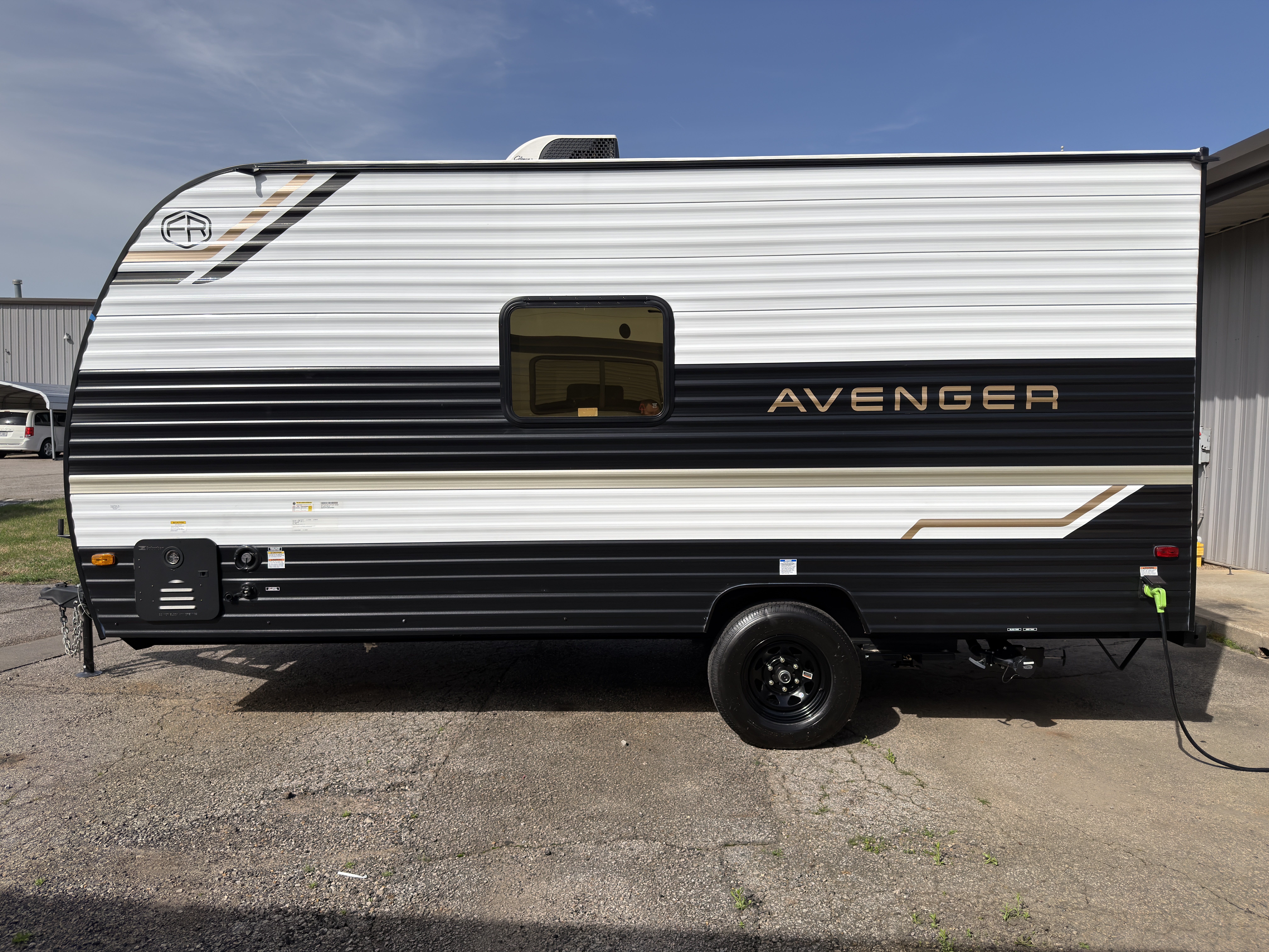 2026 Prime Time Avenger LT 16BHX - Image 3