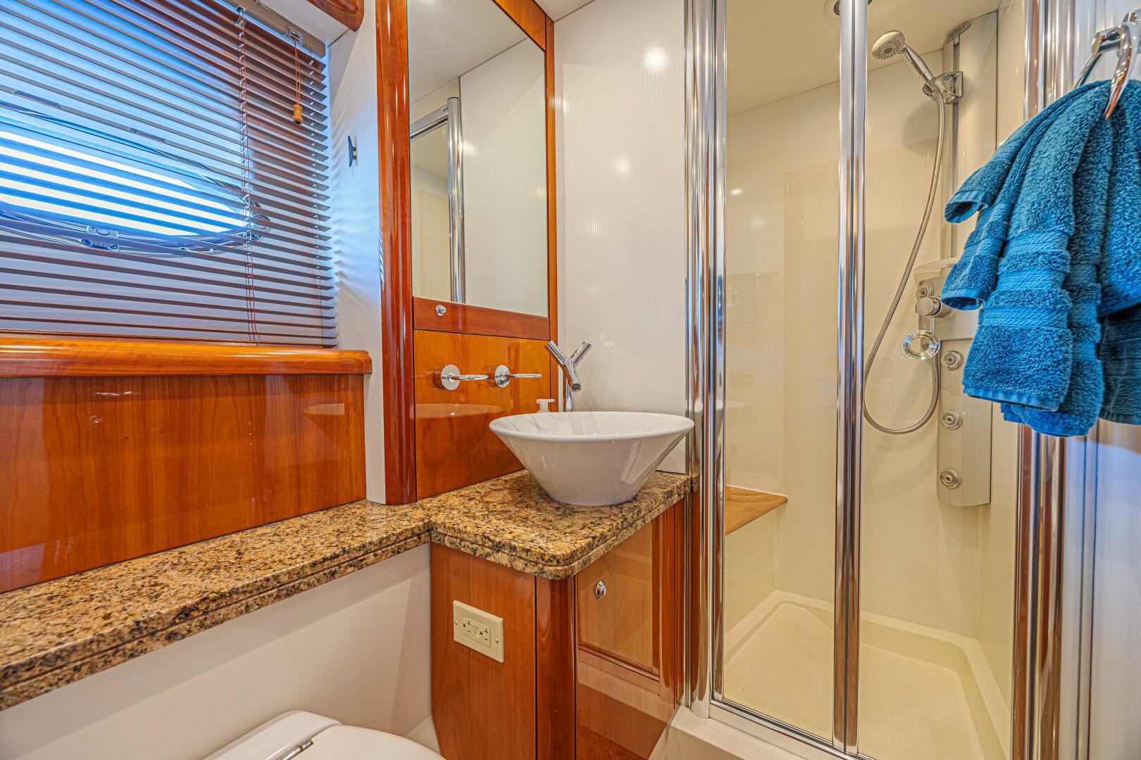 2006 Sunseeker 75 Yacht - Image 38