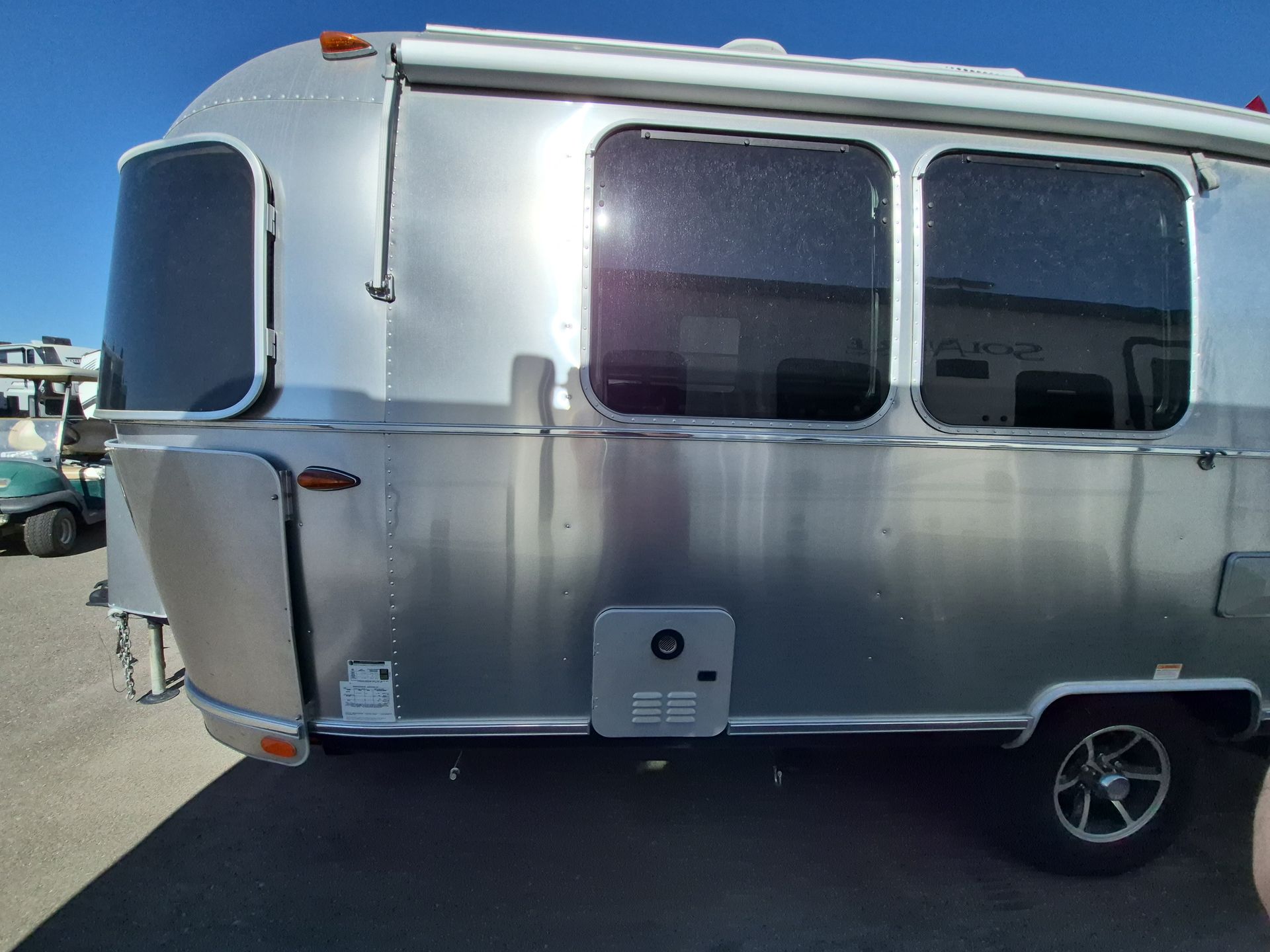 2024 Airstream Caravel 20FB - Image 4