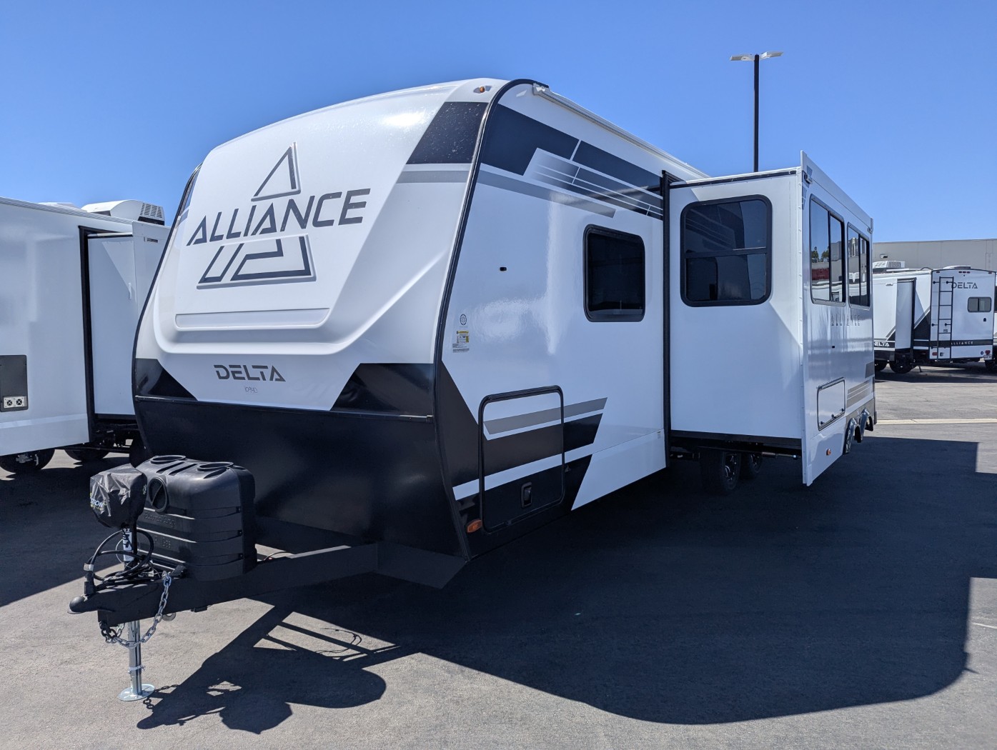 2027 Alliance RV Delta 281BH - Image 3