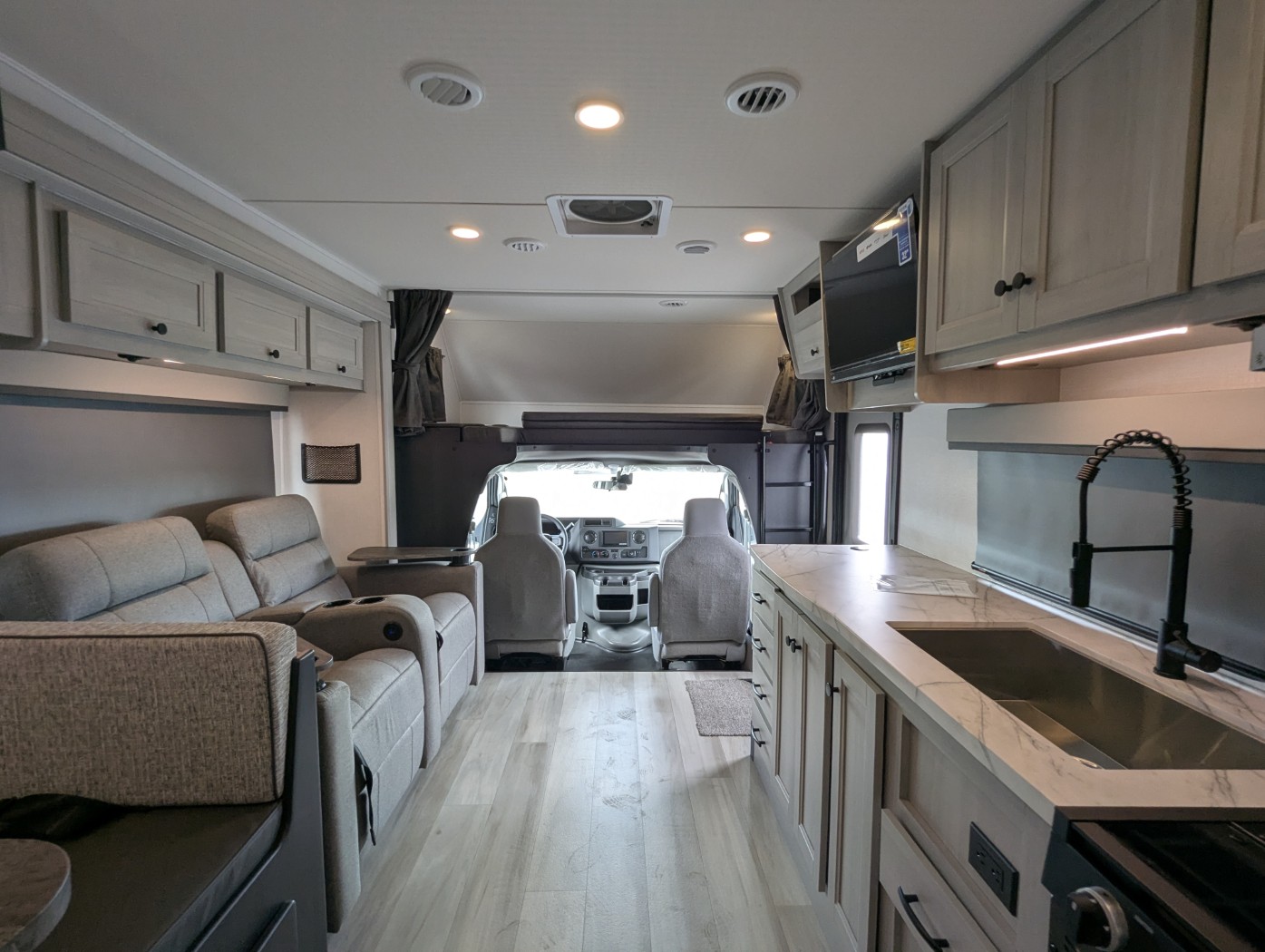2027 Forest River Solera 32DSK - Image 40
