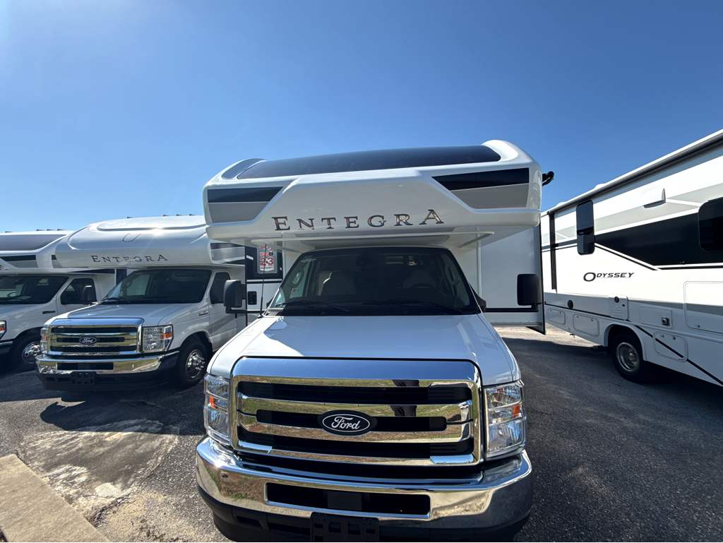 2027 ENTEGRA COACH ODYSSEY 24B - Image 9