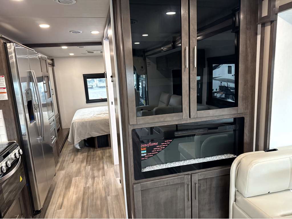 2026 JAYCO PRECEPT 34G - Image 22
