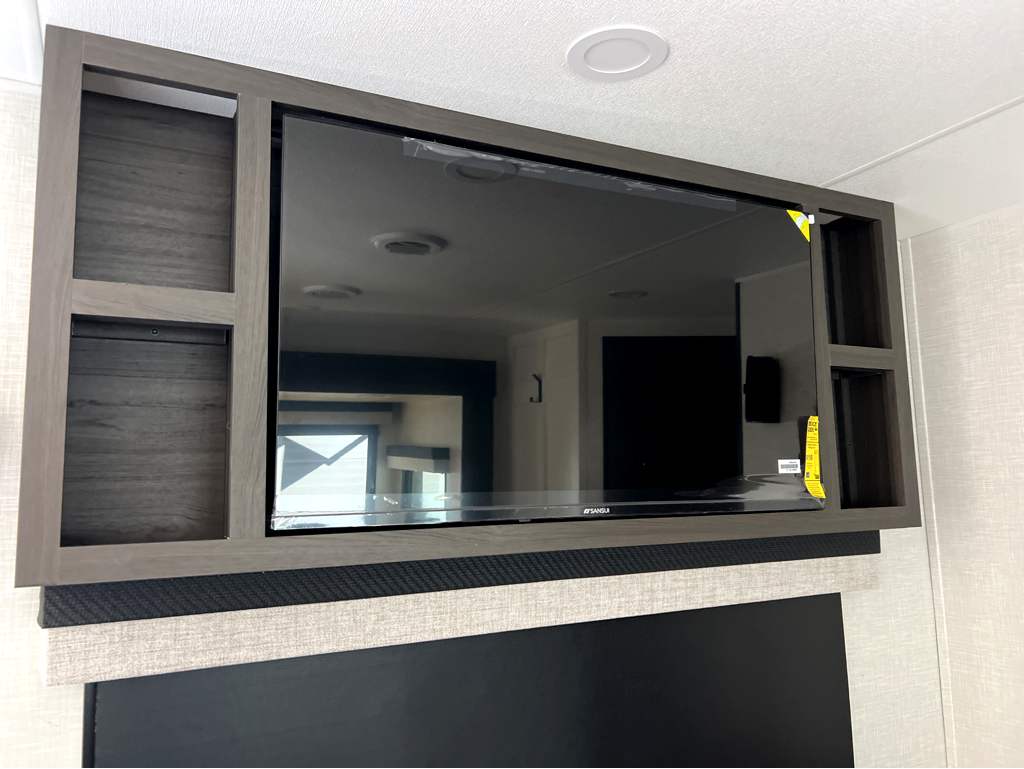 2026 VENTURE RV STRATUS 302VBH - Image 9