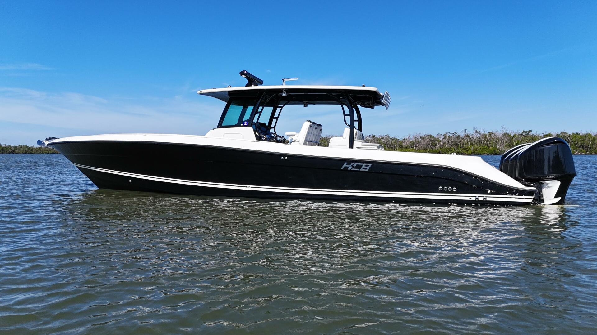 2018 HCB 42 Siesta - Image 2