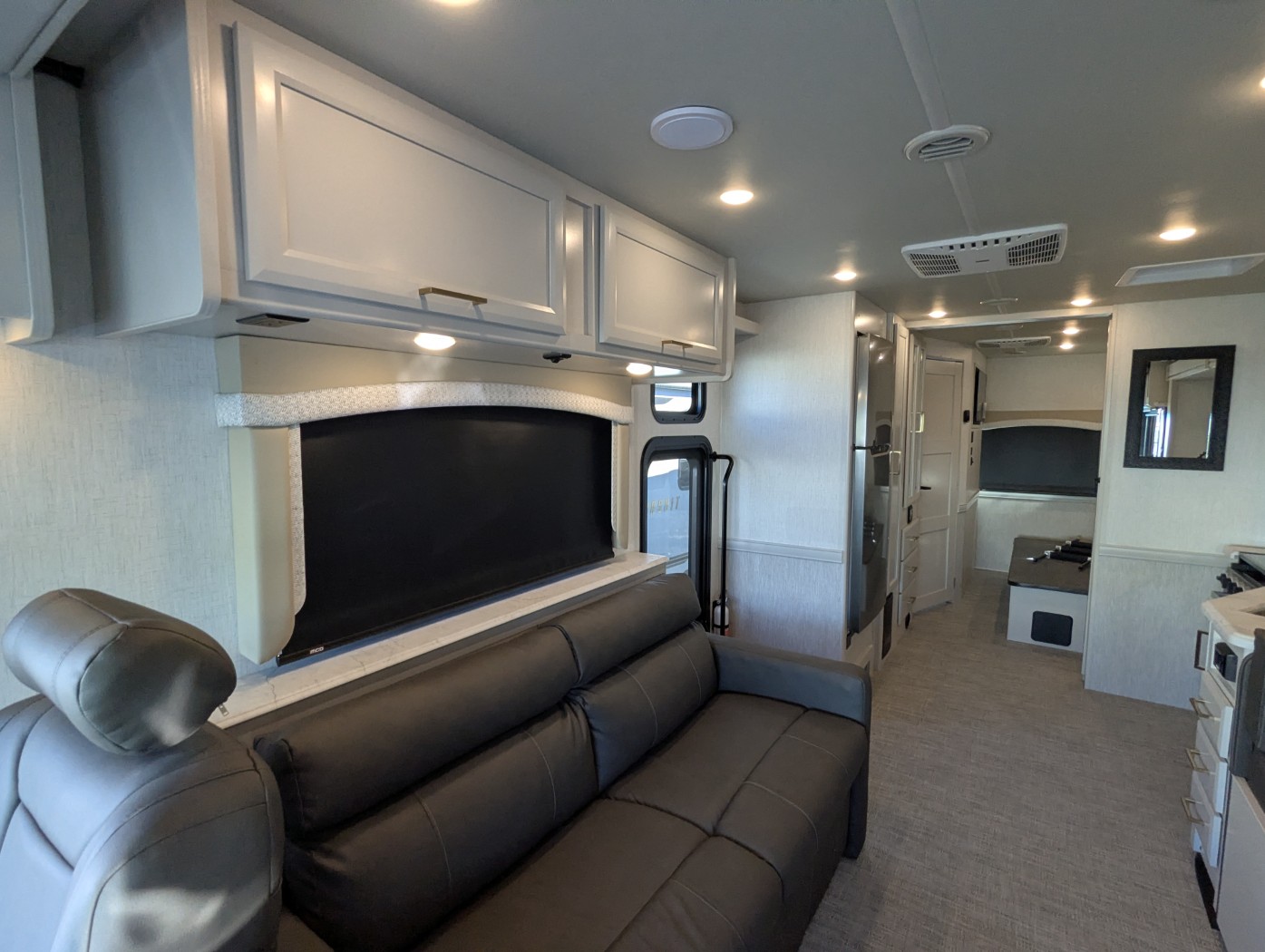 2026 Fleetwood Flair 28A - Image 14