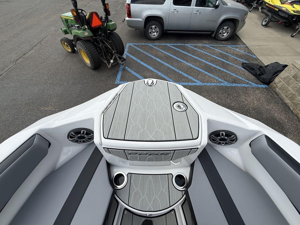 2026 Yamaha Boats 222XD - Image 36