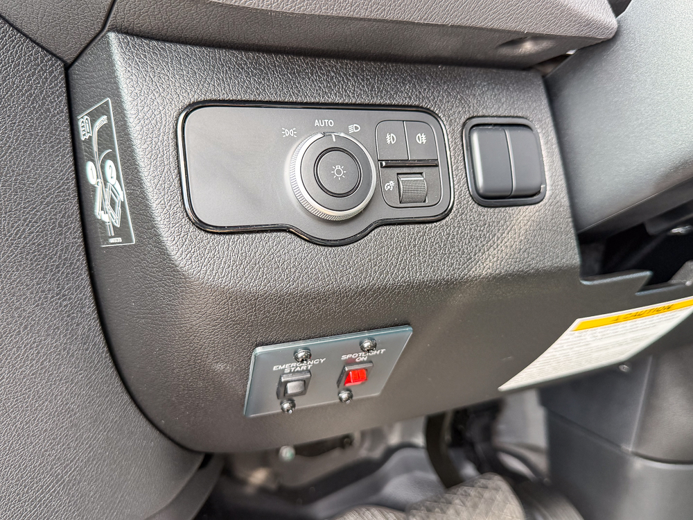 2025 THOR MOTORCOACH 19A - Image 17