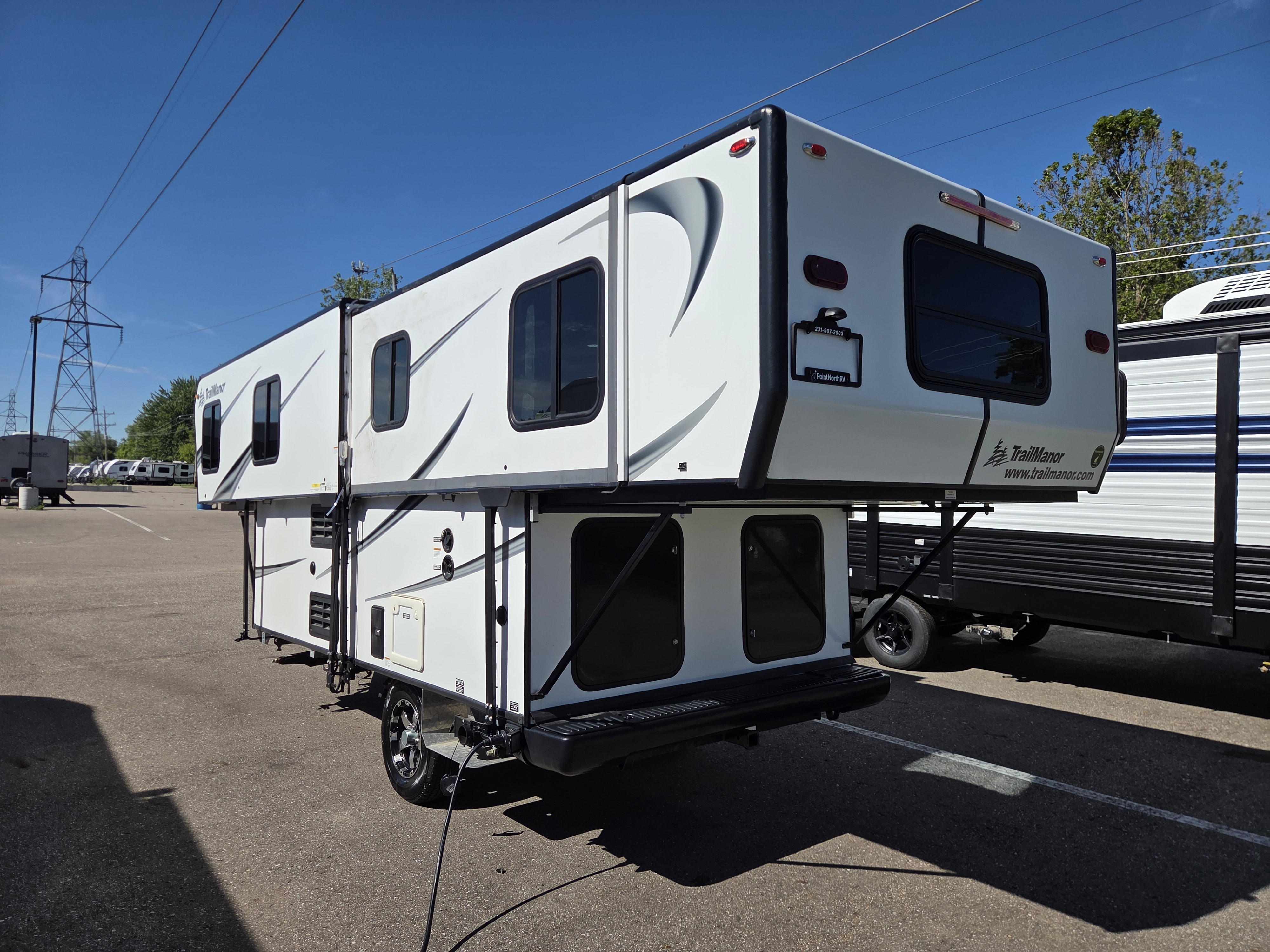2023 TM Industries Trail Manor 2518KB - Image 3