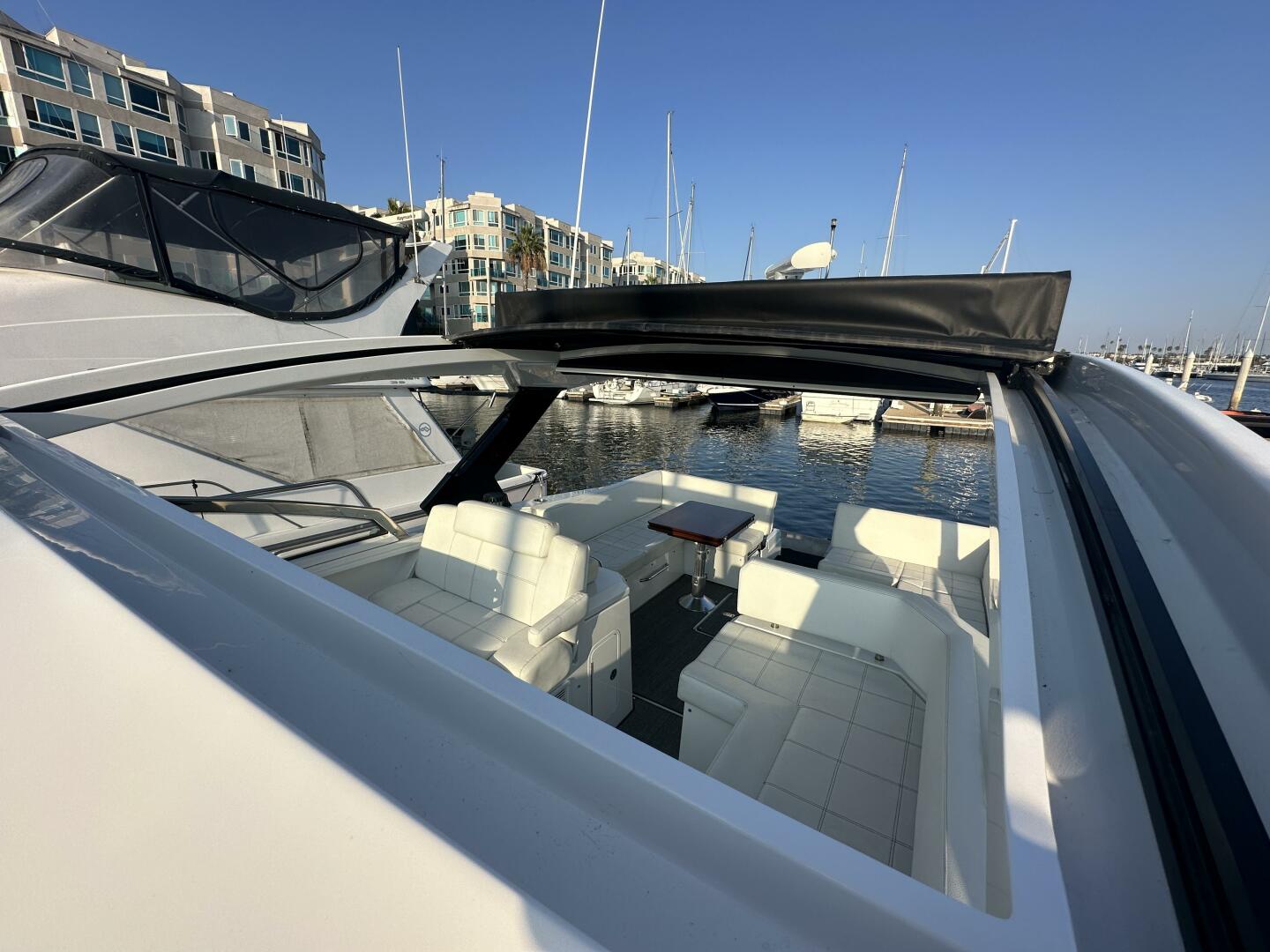 2017 Cruisers Yachts 390 Express Coupe - Image 68