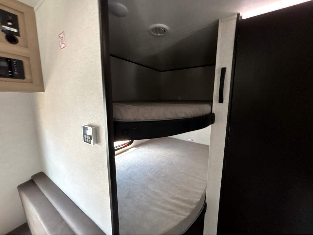 2026 JAYCO JAY FLIGHT SLX 260BH - Image 15
