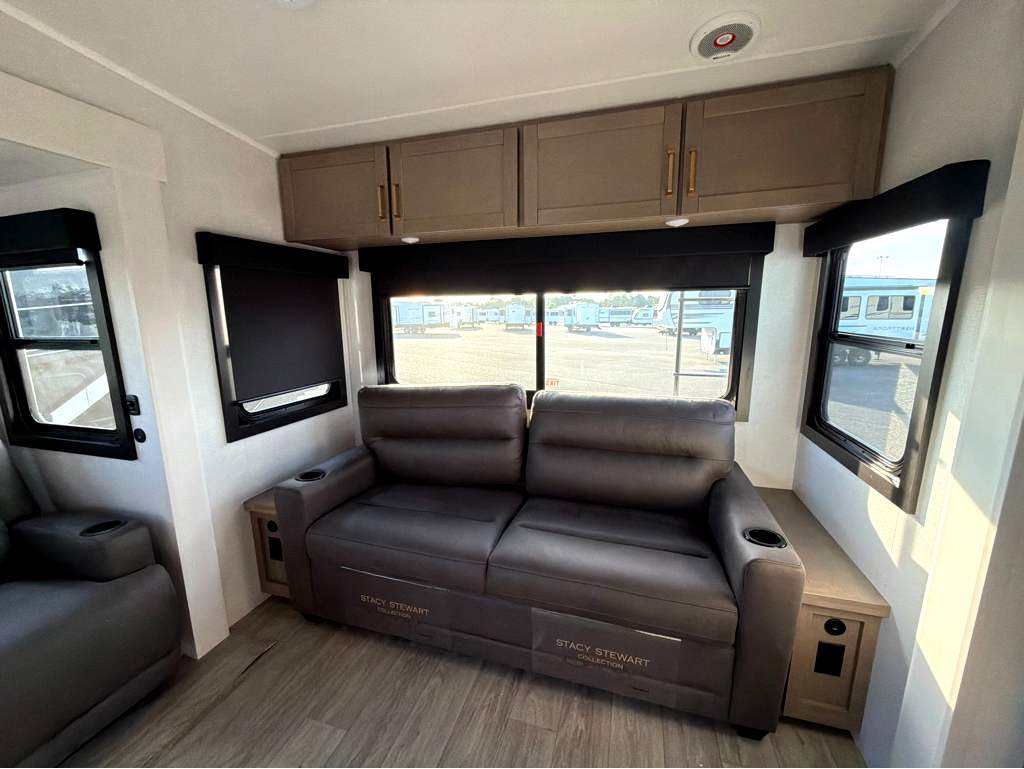 2027 JAYCO EAGLE 29RLC - Image 15