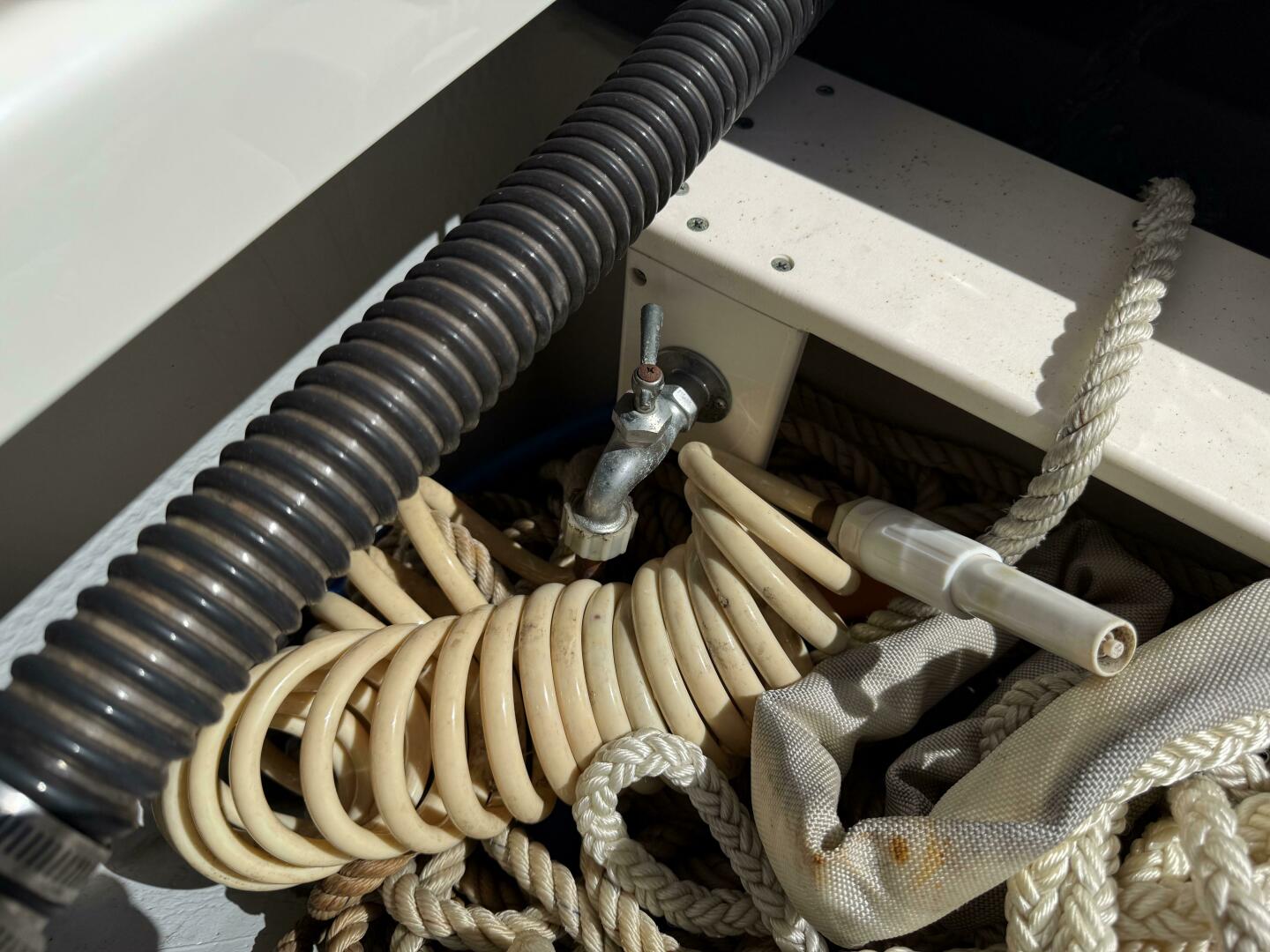 2007 Chris-Craft Roamer 40 - Image 101