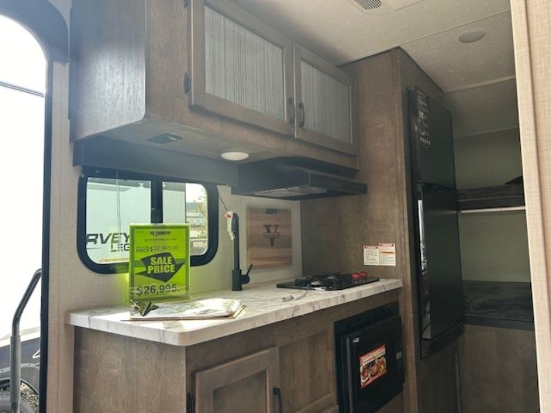 2023 Venture RV Sonic Lite SL170VBH - Image 10