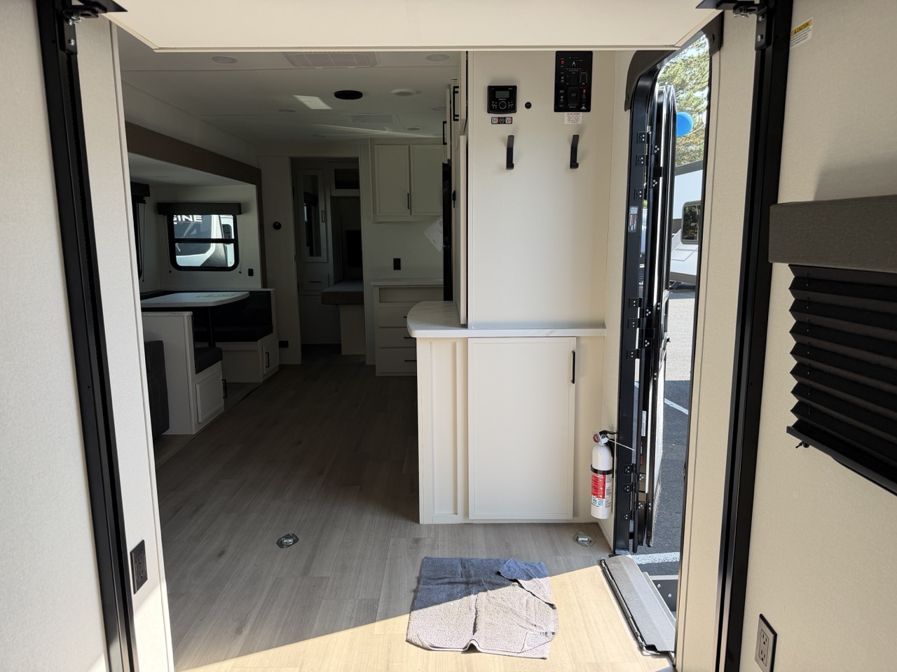 2026 Grand Design Momentum MAV 28MAV - Image 20
