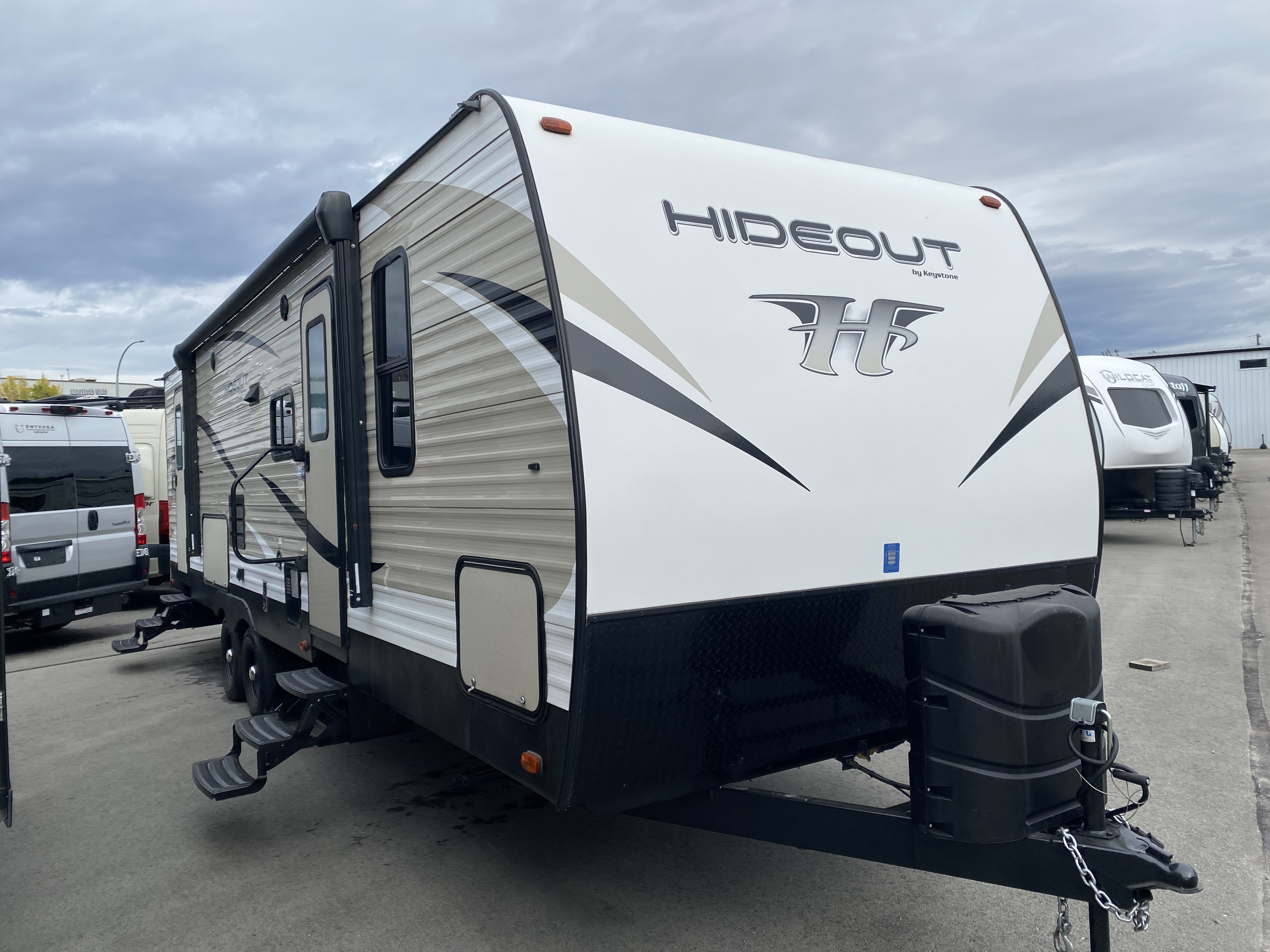 2019 KEYSTONE HIDEOUT 29BHS - Image 1