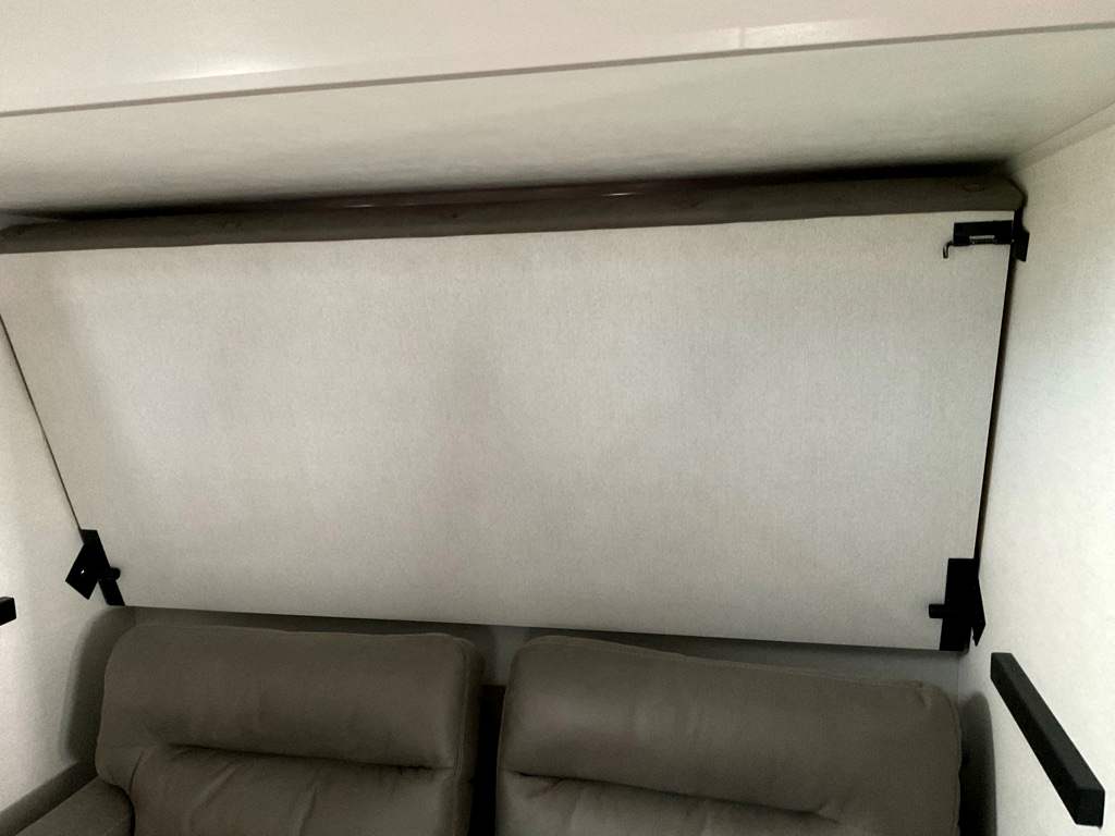 2027 JAYCO NORTH POINT 391TBBH - Image 24
