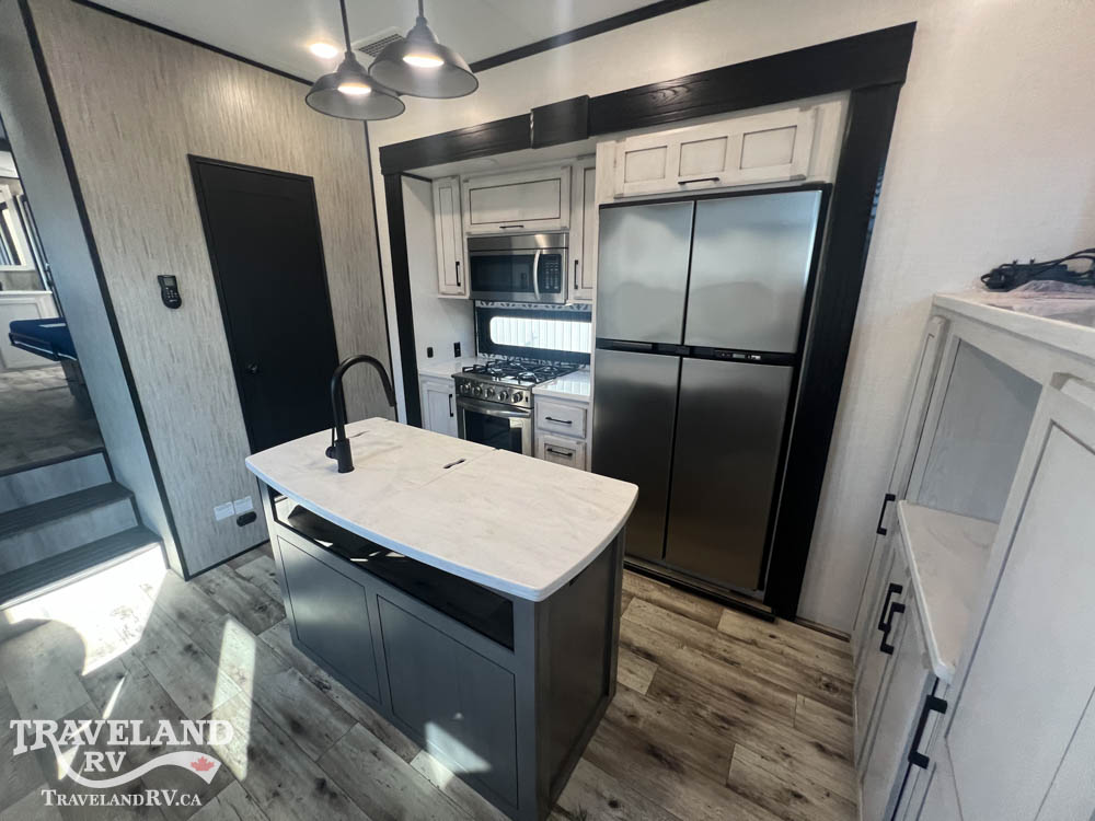 2023 KZ RV Durango Gold G386FLF - Image 3