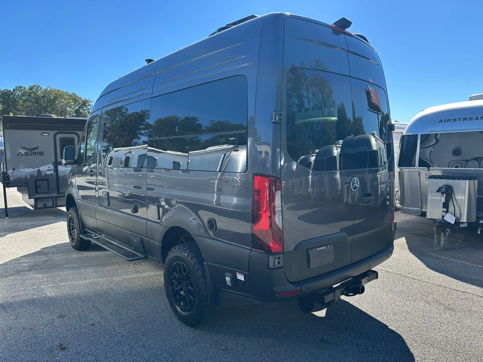 2027 Airstream Interstate 19GTX - Image 6