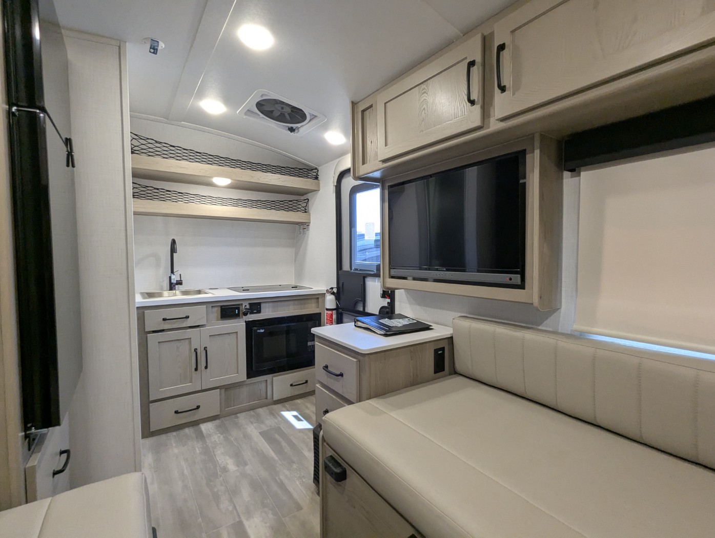 2024 Forest River Rockwood Geo Pro G15TB - Image 22