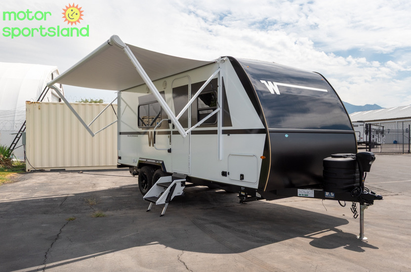 2027 Winnebago Micro Minnie 2000TRB - Image 16
