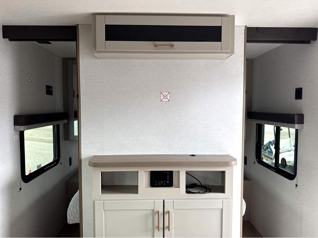 2027 Jayco Jay Flight SLX 261BHS - Image 12