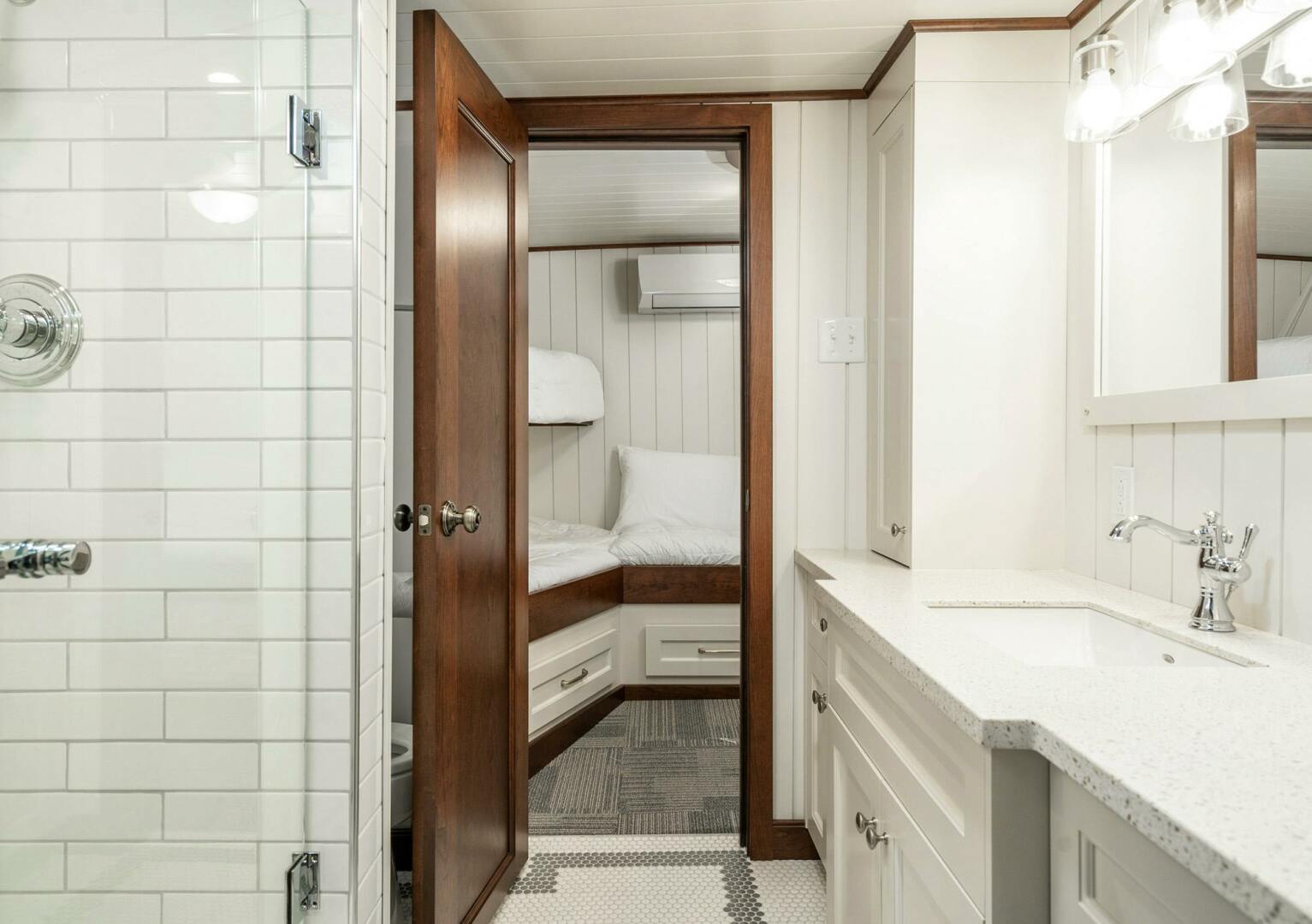 2021 Custom Glovertown Shipyard - Image 32