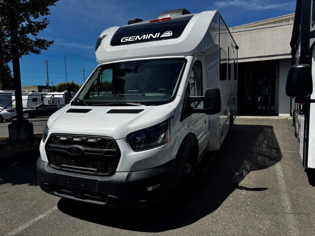 2027 Thor Motor Coach Gemini Trip 22MT - Image 3