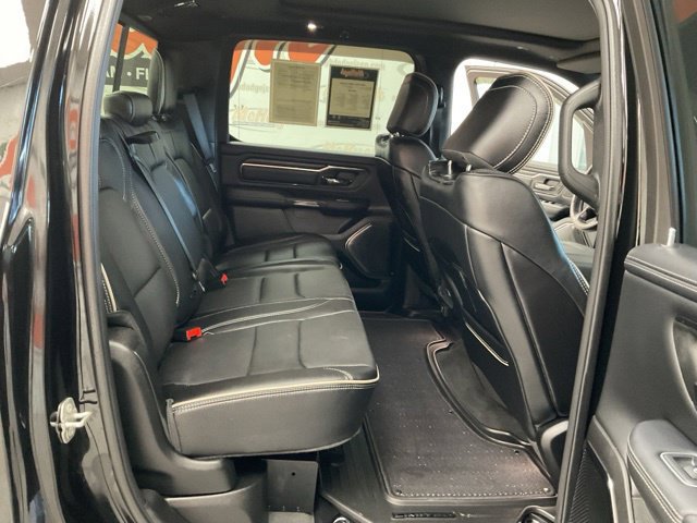 2024 Ram 1500 Pickup Crew Cab Limited 4WD - Image 25