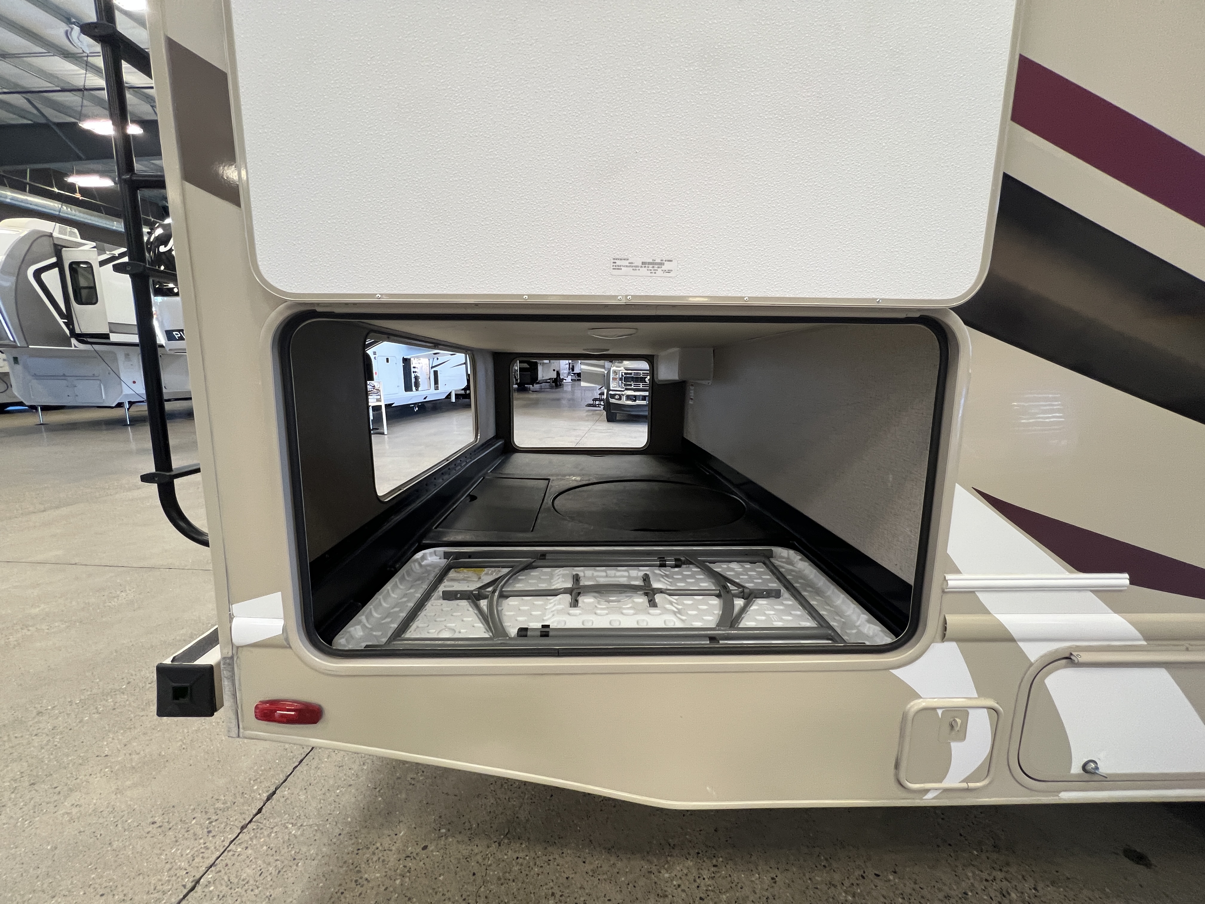 2021 Thor Motor Coach Four Winds 28Z - Image 7